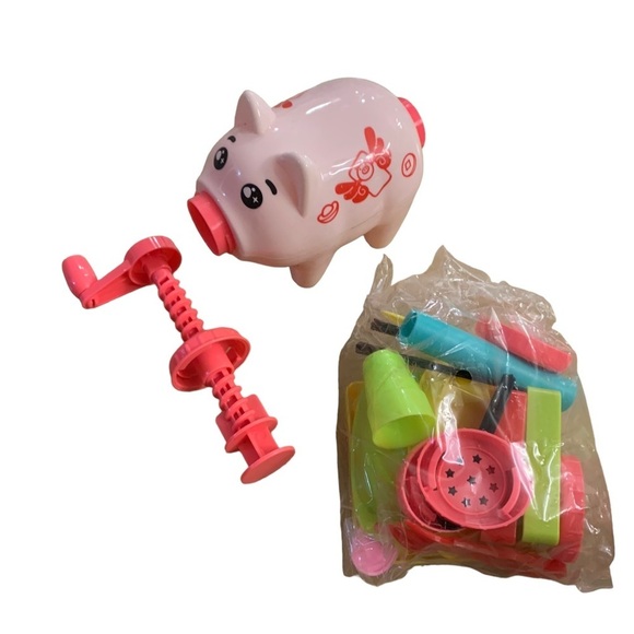 Pig Noodle & Ice Cream Maker Kits Accessories putty, Clay, dough Not Inc. - Picture 7 of 8